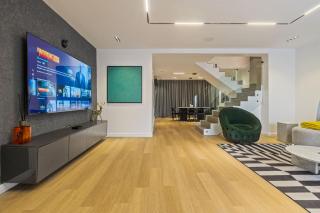 Avenue Montaigne - 2