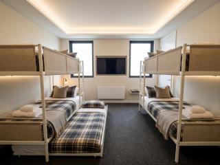 Mount Buller Chalet Easy 5 min Walk to Lifts Sleeps 12 - 3