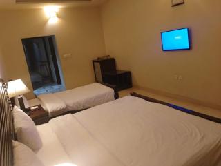 Midway Hotel Sadiqabad RYK - 4