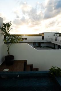 Sky Pool Suite - 4 Guests - Near the Beach - 6