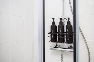 Modern 2BR City Apt - Close to Train & Fast WiFi! - 3