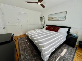 Barel Residence - 2BR Apartment - Free Parking - 15 min to MTL - 9