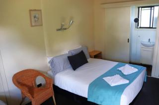 Flowerdale Hotel - 8