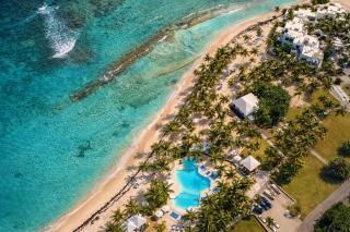 Palms Resort and Beach - 4