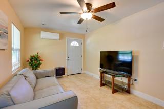 7 Mi to Busch Gardens! Family and Pet-Friendly Home - 4