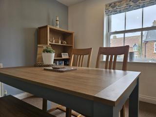 Sea Air, The Bay, 2 bedroom 2 bathroom first floor apartment, 2 dogs welcome - 3