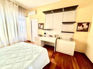 A due passi dalla metro - 1