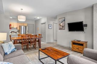 Cedar and Stone - 2 Bed 2 Bath Condo with Heated Pool and Hot Tub - 2
