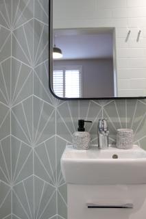 New, Luxury Apartment in Town Centre - 7
