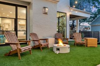 Luxe 6BR Retreat Pool Game Room Sleeps 23 - 8