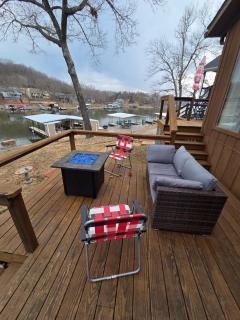 Shady Valley Lakefront Cottage - 3