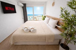 Opal Apartments Luxury by the Sea - 6