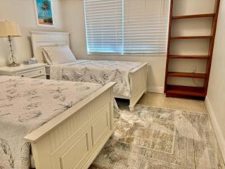 Two Homes Together • Ideal for Families & Groups - 3