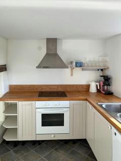 Limestone House With Park-Like Garden In När - 6