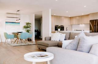 Florence - Castaways Beach - 3