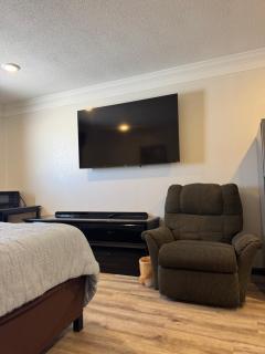 Home Suites - 2