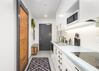 Riverside Apartment - Christchurch City Centre - 9