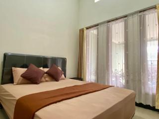 Zzz Hostel Malang - 2