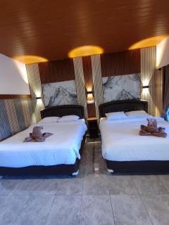 Adila Warung and Homestay - 8