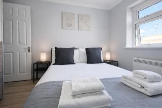 Modern1BR Apartment in Shepherds Bush W12 - 5