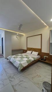 Hotel Prakashamm inn - 4