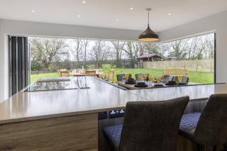 Stunning Detached Countryside Home in Cheltenham - 6