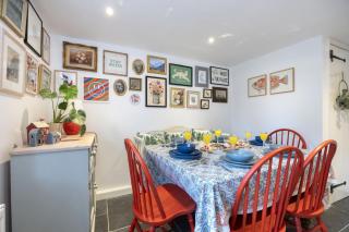 Cosy 2 Bed Cotswold Stone Cottage in Cirencester - 5