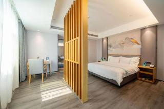 Xana Lite Huizhou Railway Station - 4