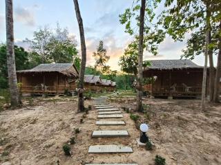 Mook Mellow Hill Bungalows - 2