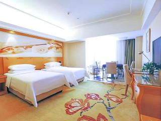 Vienna Hotel Henan Luoyang Jiudu Road Wanda - Luoyang - 1