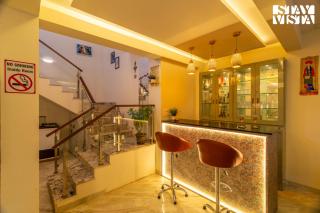 StayVista at The Mint Villa with Pool, BBQ & Bathtub - 2