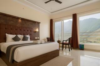 The Four Season Resort - Top Rated & Most Awarded Property in Mussoorie - 2