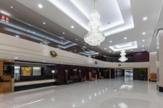 Century Plaza Hotel - 2