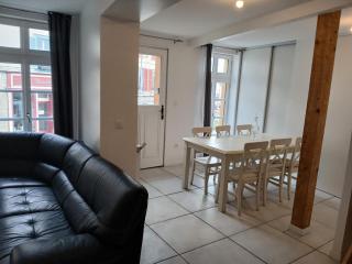 Beautiful 150 m cottage, 4 bedrooms, sleeps 7 - 2