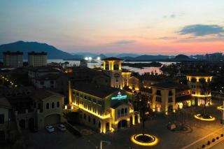 Qiandao Lake CBS Beer Spa Hotel - 1