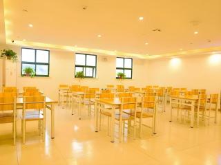 GreenTree Inn Yangzhou East Passenger Station He Garden - 3