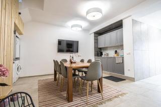 Elegant & Air condition 5BR - By The Danube River - 5
