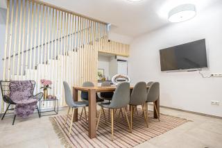 Elegant & Air condition 5BR - By The Danube River - 3