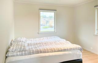 Amazing Home In Lyngdal With House Sea View - 3