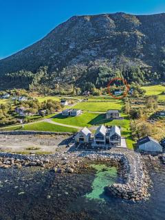 5 Bedroom House at Hakallestranda - 0