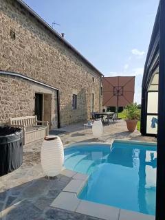 Relaxation house, Pool-Jacuzzi, Pétanque, Horses - 0