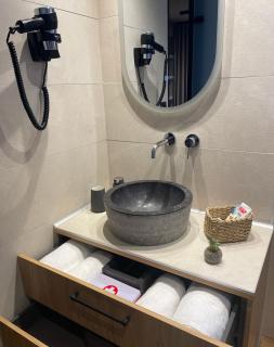 Philoxenia by nature - 7