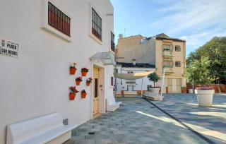 1 Bedroom Stunning Apartment In Torremolinos - 2