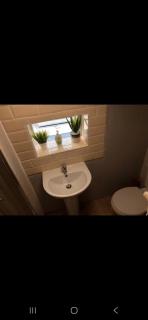 Charming 1-Bedroom Apartment with Jacuzzi in Johnstown - 8