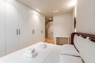 Lakeside Luxe Apartment by PikHost - 2