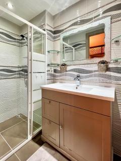 Luxury Apartment in Majorelle by Riad Al Mamoune - 5