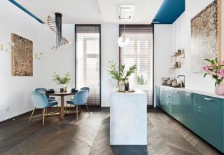 The Gallery Suites by Fragola Apartments - 4