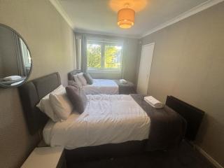 Grieve Apartment - 1