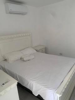 nouveau condo prs de tout plage picerie 203 - 1