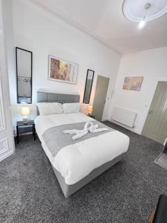 Private Ensuite Room - Walk to Sunderland Royal Hospital - 0